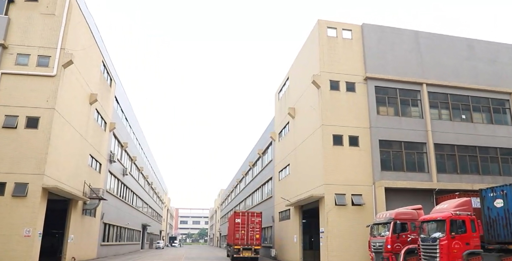 Loading & export yard